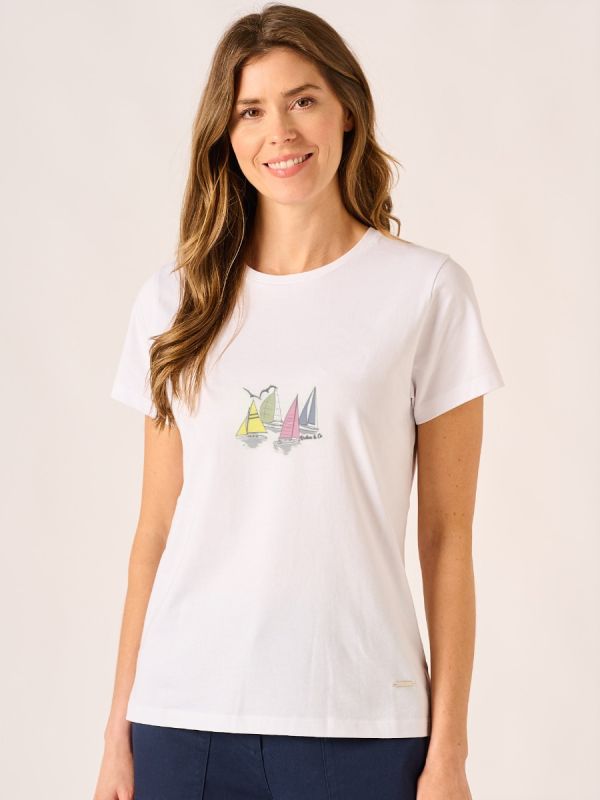 White Boat Graphic T-Shirt – IVI