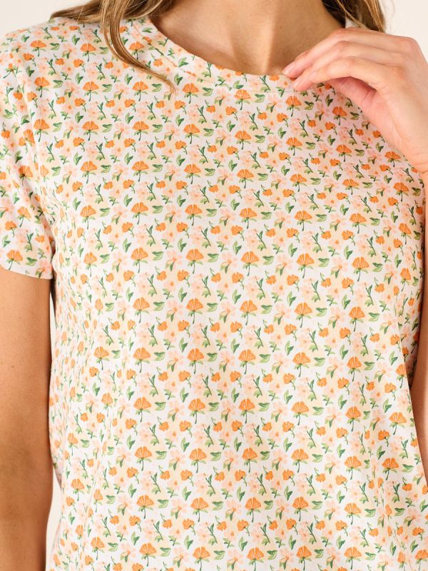 Jessie Short Sleeve Floral Print T-Shirt In Apricot