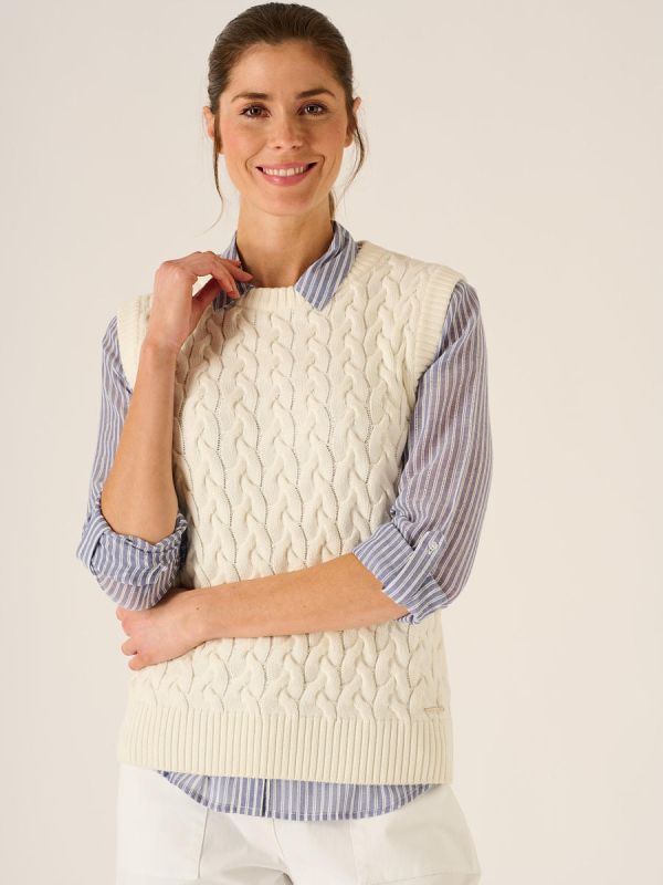 Nara Cable Knit Vest In White