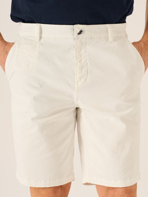 Sandre Lifestyle Chino Shorts In White