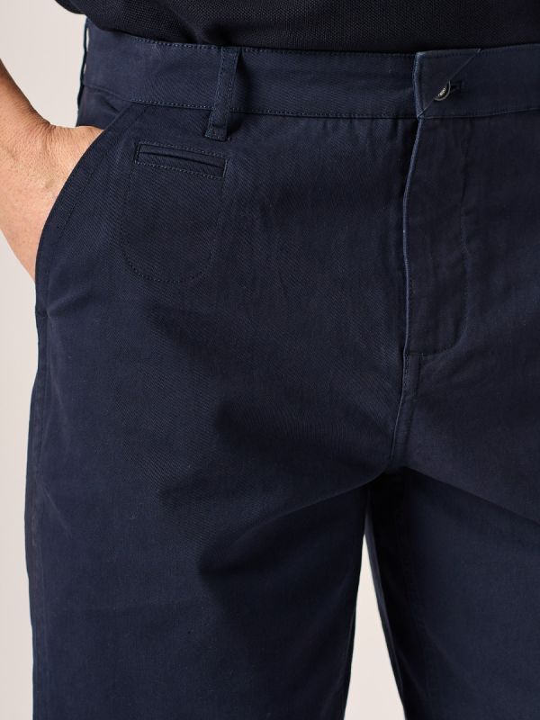 Lifestyle Chino Shorts In Navy - Sandey